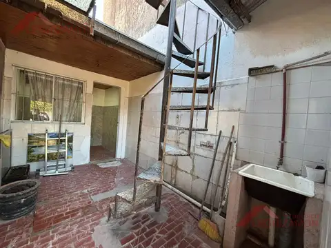 Depto Tipo Casa en Alquiler de 3 ambientes