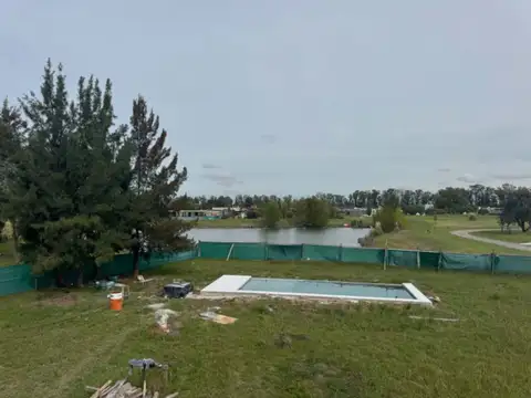VENTA CASA SANTA INES PISICINA A LA LAGUNA