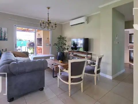 Casa en Venta en Pilar del Este - San Alfonso, USD 155.000