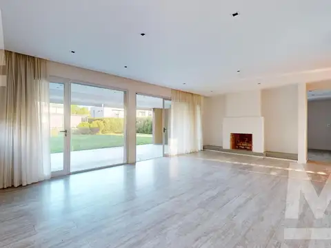 Casa en Alquiler en Grand Bell, USD 2.400