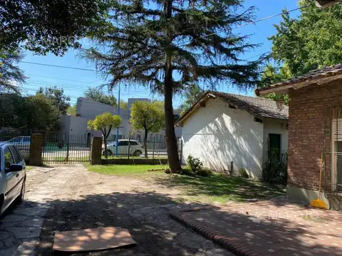 Casa 6 ambientes con 3 baños