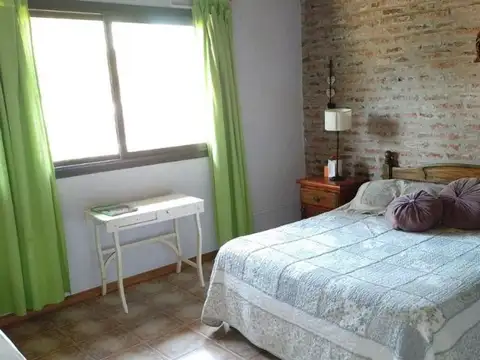 Casa en Alquiler Temporal con 6 cocheras