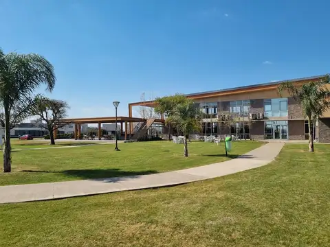 Av. Fuerza Aerea 1451