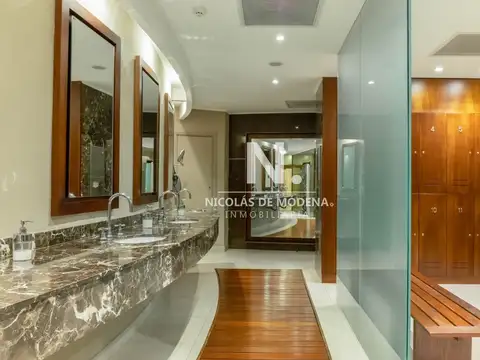 Terreno en Venta en Playa Mansa, USD 310.000