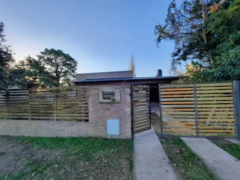 Casa 3 ambientes con 2 baños