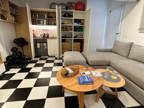 Casa a la venta en Acassuso Reciclada por completo