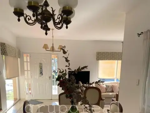 ALQUILER TEMPORAL - El Rocío - Hermoso parque y piscina - 3 dormitorios