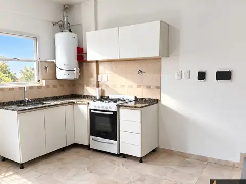 Depto Tipo Casa en Alquiler de 2 dormitorios