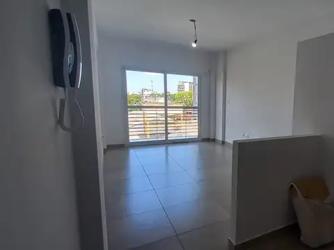 Av. Rivadavia 9800, Piso 6