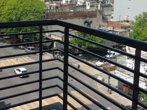 Av. Rivadavia 9800, Piso 6