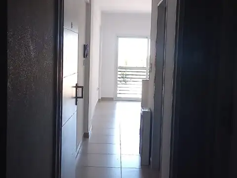 A ESTRENAR 1 AMB C/BALCON FTE