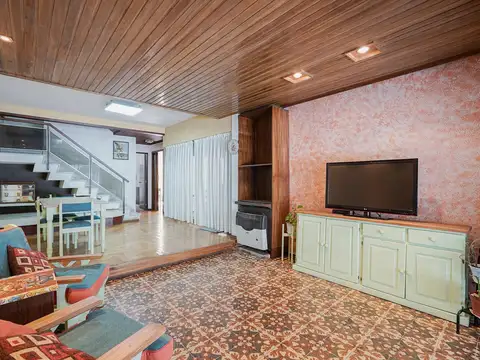 Casa en Venta con 1 cochera