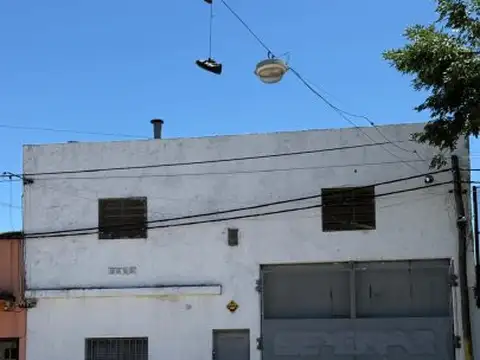 Galpón 660m2 - Vélez Sarsfield 6370 - Rosario - Alquiler