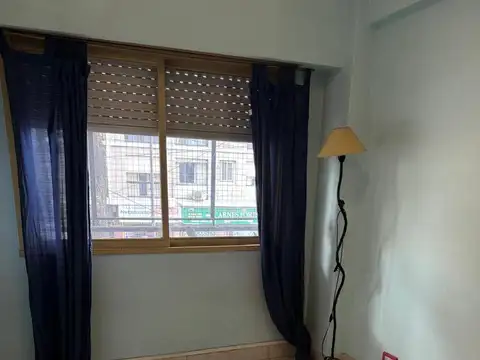 Departamento en Alquiler en Chacarita, $ 900.000