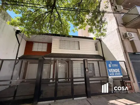 Venta Casa 3 dormitorios más escritorio con patio y piscina Abasto Rosario