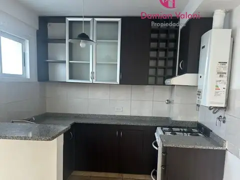 ALQUILER EXCELENTE 3 AMBIENTES AL FRENTE  CON BALCON