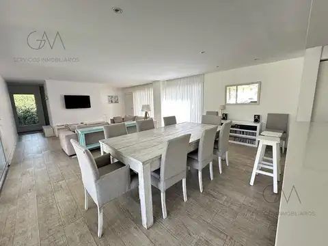 Casa en Alquiler en Rumenco, USD 2.200