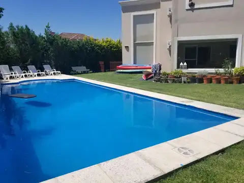 Casa en Venta de 5 dormitorios