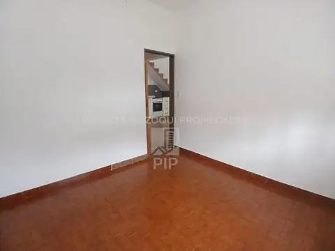 Depto Tipo Casa en Venta en Haedo, USD 65.000