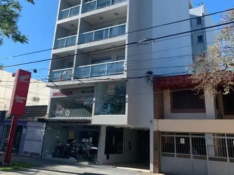 DEPARTAMENTO EN ALQUILER- AV. CASTELLI 65