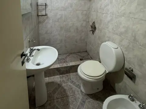 Casa en Alquiler en Gregorio de Laferrere, $ 780.000
