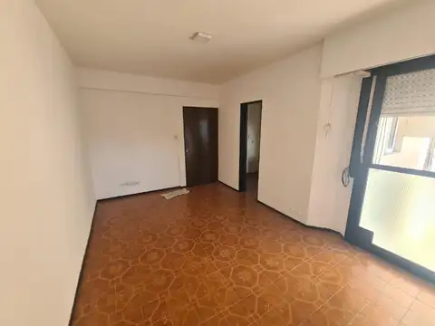 Oficina 2 ambientes con 1 baño