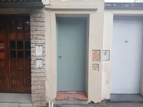 CASA INTERNA DE PASILLO EN BARRIO ROQUE SAENZ PEÑA