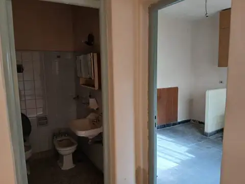 CASA INTERNA DE PASILLO EN BARRIO ROQUE SAENZ PEÑA