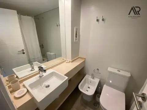 Departamento en Alquiler con 1 cocheras