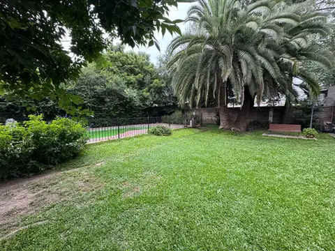 Quinta en Venta en Paso del Rey, USD 149.800