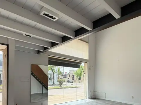 ALQUILER local comercial- pleno centro