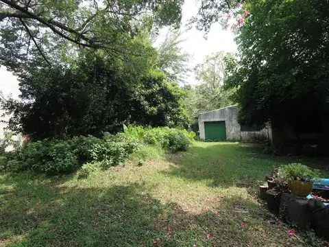 Quinta en Venta en Villa Luzuriaga, USD 195.000