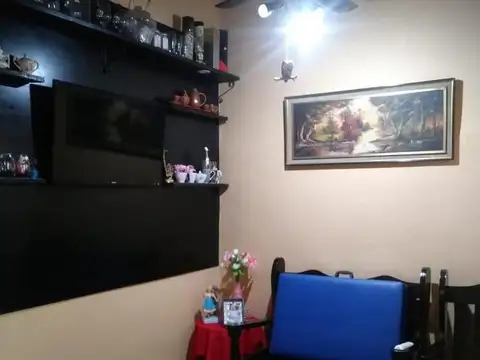 Depto Tipo Casa 4 ambientes con 2 baños