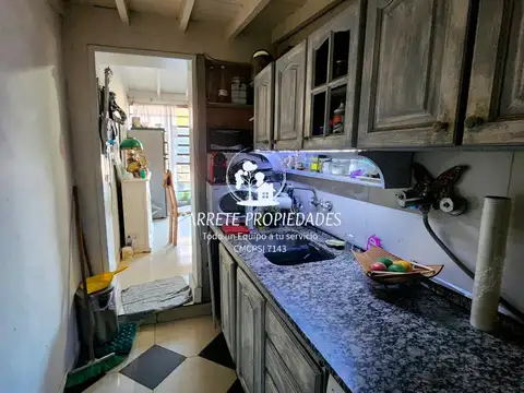 Casa 3 ambientes con 1 baño