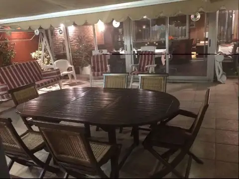 Departamento 3 ambientes con 4 baños