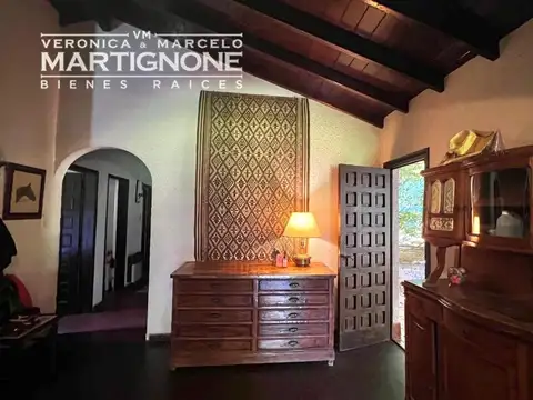 6 Has Con Casa En Venta En manzanares, Pilar.
