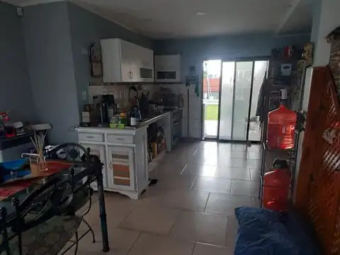 Casa 5 ambientes con 3 baños