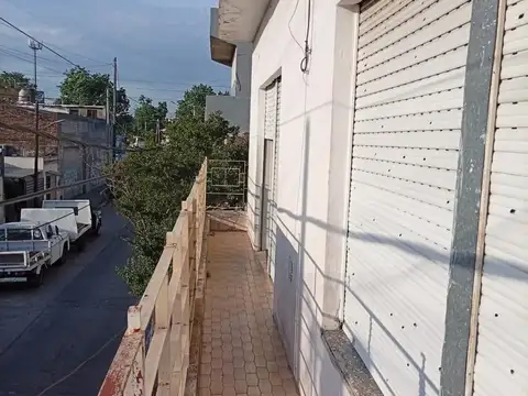 AMPLIO DEPTO 3 AMBIENTES CON TERRAZA