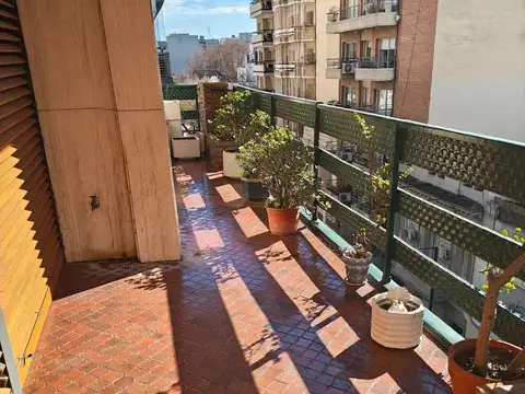 Departamento 5 ambientes con 3 baños