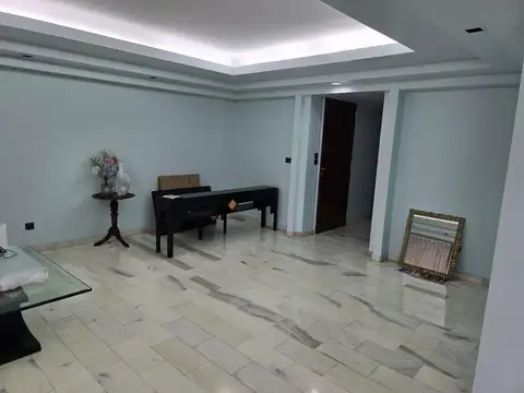 Departamento en Venta de 5 ambientes