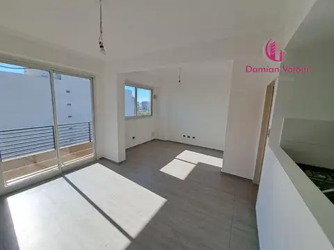 MUY LINDO Y AMPLIO MONOAMBIENTE, SUPER LUMINOSO, CON BALCÓN AL CONTRAFRENTE