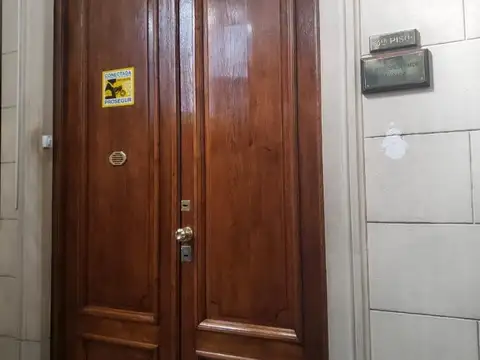 Departamento 6 ambientes con 3 baños