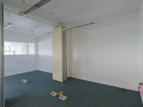 Oficina en Alquiler al Este