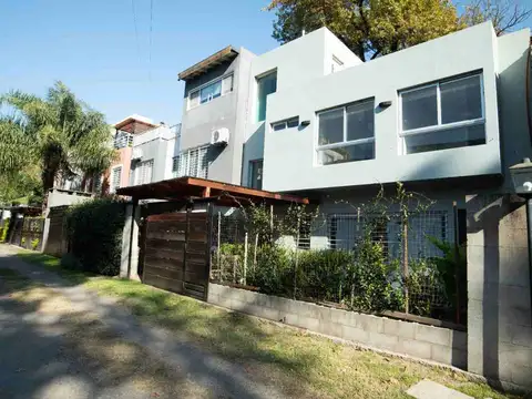 VENTA CASA 3 AMB MALVINAS ARGENTINAS