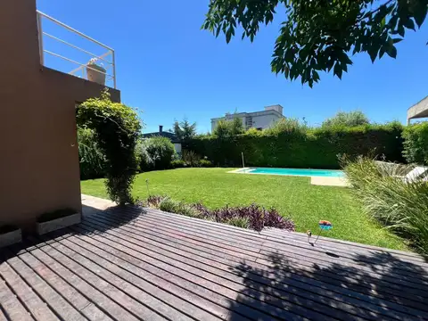 Casa en Venta en Joaquín Gorina, USD 285.000