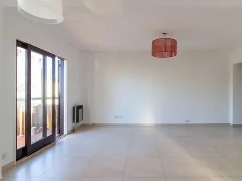 Departamento en Alquiler en La Lucila, $ 1.650.000