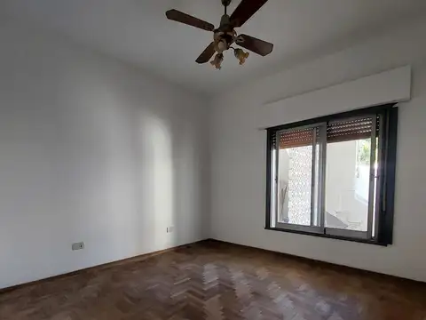 Depto Tipo Casa 4 ambientes con 1 baño
