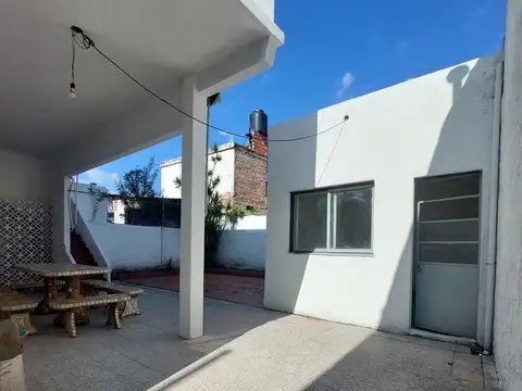 Depto Tipo Casa en Venta de 4 ambientes