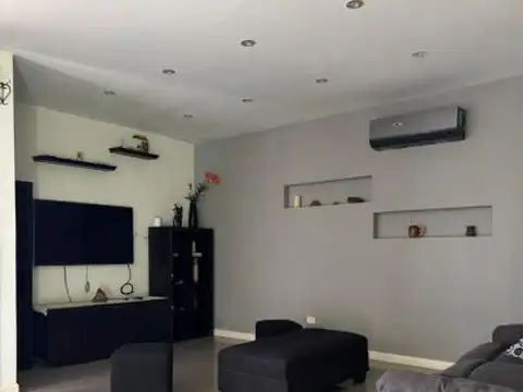 Casa en Alquiler de 3 dormitorios