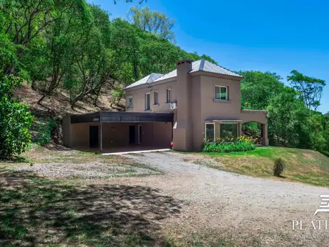 Casa 5 ambientes con 3 baños